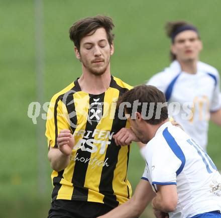 Fussball 1. Klasse D. Griffen gegen Klopeiner See. Thomas Partei (Griffen), Raphael Rotim (Klopeiner See). Griffen, am 5.4.1014.
Foto: Kuess
---
pressefotos, pressefotografie, kuess, qs, qspictures, sport, bild, bilder, bilddatenbank