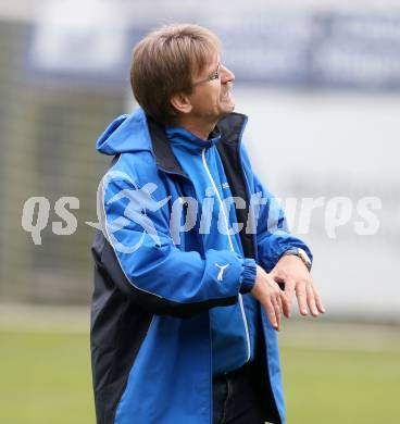 Fussball Unterliga Ost. DSG Sele Zell gegen KAC.  Trainer Miha Kreutz (Zell). Zell Pfarre, am 6.4.2014.
Foto: Kuess
---
pressefotos, pressefotografie, kuess, qs, qspictures, sport, bild, bilder, bilddatenbank