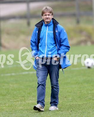 Fussball Unterliga Ost. DSG Sele Zell gegen KAC.  Trainer Miha Kreutz (Zell). Zell Pfarre, am 6.4.2014.
Foto: Kuess
---
pressefotos, pressefotografie, kuess, qs, qspictures, sport, bild, bilder, bilddatenbank