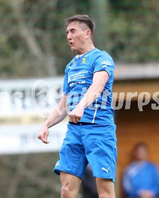 Fussball Unterliga Ost. DSG Sele Zell gegen KAC. Michael Gerald Pegrin  (Zell). Zell Pfarre, am 6.4.2014.
Foto: Kuess
---
pressefotos, pressefotografie, kuess, qs, qspictures, sport, bild, bilder, bilddatenbank