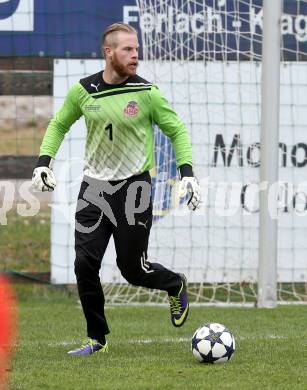 Fussball Unterliga Ost. DSG Sele Zell gegen KAC. Gregor David Ebner (KAC). Zell Pfarre, am 6.4.2014.
Foto: Kuess
---
pressefotos, pressefotografie, kuess, qs, qspictures, sport, bild, bilder, bilddatenbank