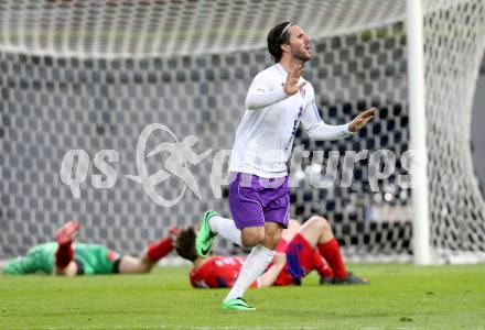 Fussball Regionalliga. SK Austria Klagenfurt gegen SAK. Torjubel Sandro Zakany (Austria Klagenfurt). Klagenfurt, 11.4.2014.
Foto: Kuess
---
pressefotos, pressefotografie, kuess, qs, qspictures, sport, bild, bilder, bilddatenbank