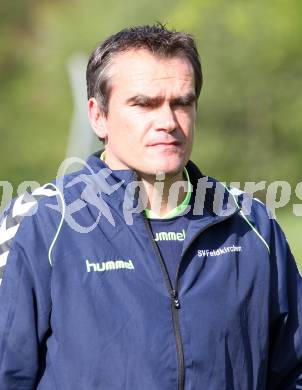 Fussball. Kaerntner Liga. Maria Saal gegen SV Feldkirchen/SV Oberglan. Trainer Robert Micheu (Feldkirchen). Maria Saal, 12.4.2014.
Foto: Kuess
---
pressefotos, pressefotografie, kuess, qs, qspictures, sport, bild, bilder, bilddatenbank