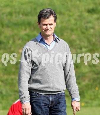 Fussball. Kaerntner Liga. Maria Saal gegen SV Feldkirchen/SV Oberglan. Trainer Klaus Thuller (Maria Saal). Maria Saal, 12.4.2014.
Foto: Kuess
---
pressefotos, pressefotografie, kuess, qs, qspictures, sport, bild, bilder, bilddatenbank