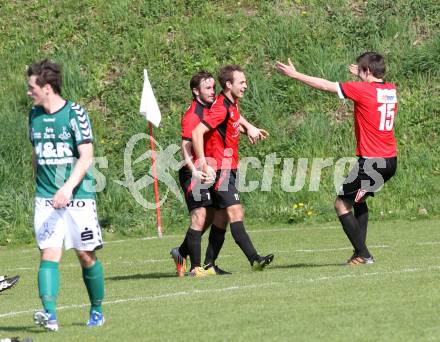 Fussball. Kaerntner Liga. Maria Saal gegen SV Feldkirchen/SV Oberglan. Torjubel Roland Krenn, Bernhard Walzl, Miran Galic (Maria Saal). Maria Saal, 12.4.2014.
Foto: Kuess
---
pressefotos, pressefotografie, kuess, qs, qspictures, sport, bild, bilder, bilddatenbank