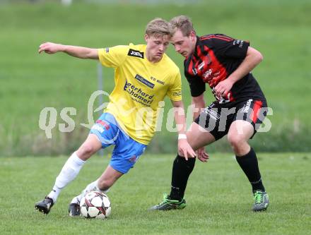 Fussball Unterliga Ost. St. Margarethen/Lav. gegen St. Michael/Lav. Daniel Schlacher (St. Margarethen), Michael Manfred Ebner (St. Michael). St. Margarethen/Lavanttal, am 12.4.2014.
Foto: Kuess
---
pressefotos, pressefotografie, kuess, qs, qspictures, sport, bild, bilder, bilddatenbank