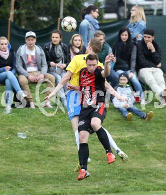 Fussball Unterliga Ost. St. Margarethen/Lav. gegen St. Michael/Lav. Alexander Brunner (St. Margarethen), Daniel Oberlaender (St. Michael). St. Margarethen/Lavanttal, am 12.4.2014.
Foto: Kuess
---
pressefotos, pressefotografie, kuess, qs, qspictures, sport, bild, bilder, bilddatenbank