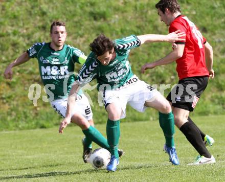 Fussball. Kaerntner Liga. Maria Saal gegen SV Feldkirchen/SV Oberglan. Marco Mueller (Maria Saal), Mario Antunovic (Feldkirchen). Maria Saal, 12.4.2014.
Foto: Kuess
---
pressefotos, pressefotografie, kuess, qs, qspictures, sport, bild, bilder, bilddatenbank