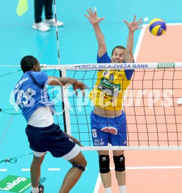 Volleyball Bundesliga. AVL Finalspiel. SK Aich/Dob gegen Hypo Tirol. Rok Satler,  (Aich),  Ronald Andres Jimenez Zamora (Tirol). Bleiburg, 12.4.2014.
Foto: Kuess
---
pressefotos, pressefotografie, kuess, qs, qspictures, sport, bild, bilder, bilddatenbank