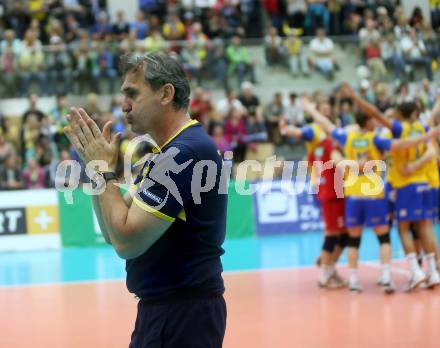 Volleyball Bundesliga. AVL Finalspiel. SK Aich/Dob gegen Hypo Tirol. Jubel Trainer Leonard Baric (Aich). Bleiburg, 12.4.2014.
Foto: Kuess
---
pressefotos, pressefotografie, kuess, qs, qspictures, sport, bild, bilder, bilddatenbank