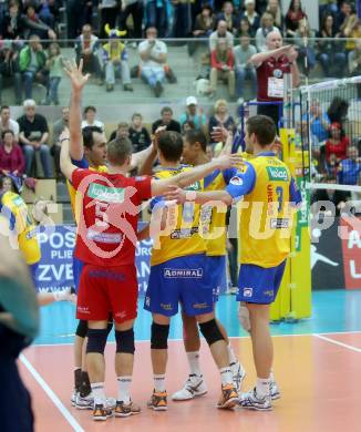 Volleyball Bundesliga. AVL Finalspiel. SK Aich/Dob gegen Hypo Tirol. Jubel (Aich). Bleiburg, 12.4.2014.
Foto: Kuess
---
pressefotos, pressefotografie, kuess, qs, qspictures, sport, bild, bilder, bilddatenbank