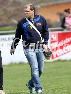 Fussball Unterliga Ost. St. Margarethen/Lav. gegen St. Michael/Lav.  Trainer Burkhard Rupp  (St. Michael). St. Margarethen/Lavanttal, am 12.4.2014.
Foto: Kuess
---
pressefotos, pressefotografie, kuess, qs, qspictures, sport, bild, bilder, bilddatenbank