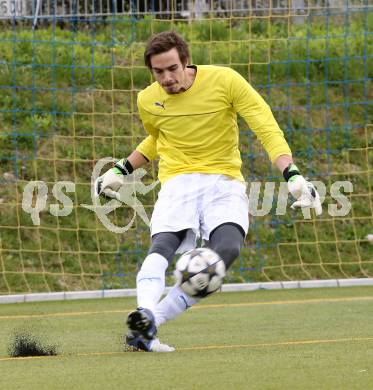 Fussball Unterliga Ost. Poggersdorf gegen St. Stefan/Lav. Werner Ambrosch (Poggersdorf), Poggersdorf, am 13.4.2014.
Foto: Kuess
---
pressefotos, pressefotografie, kuess, qs, qspictures, sport, bild, bilder, bilddatenbank