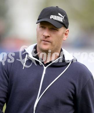 Fussball Unterliga Ost. St. Margarethen/Lav. gegen St. Michael/Lav. Trainer Herwig Kreuzer  (St. Margarethen). St. Margarethen/Lavanttal, am 12.4.2014.
Foto: Kuess
---
pressefotos, pressefotografie, kuess, qs, qspictures, sport, bild, bilder, bilddatenbank