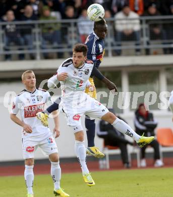 Fussball OEFB Cup. RZ Pellets WAC gegen FC Red Bull Salzburg. Roland Putsche,  (WAC), Sadio Mane (Salzburg). Wolfsberg, am 16.4.2014.
Foto: Kuess

---
pressefotos, pressefotografie, kuess, qs, qspictures, sport, bild, bilder, bilddatenbank