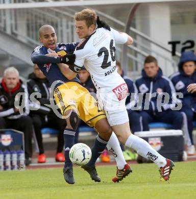 Fussball OEFB Cup. RZ Pellets WAC gegen FC Red Bull Salzburg. Michael Sollbauer, (WAC), Borges De Cavalho Alan Douglas  (Salzburg). Wolfsberg, am 16.4.2014.
Foto: Kuess

---
pressefotos, pressefotografie, kuess, qs, qspictures, sport, bild, bilder, bilddatenbank