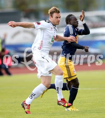 Fussball OEFB Cup. RZ Pellets WAC gegen FC Red Bull Salzburg. Michael Sollbauer, (WAC), Sadio Mane (Salzburg). Wolfsberg, am 16.4.2014.
Foto: Kuess

---
pressefotos, pressefotografie, kuess, qs, qspictures, sport, bild, bilder, bilddatenbank