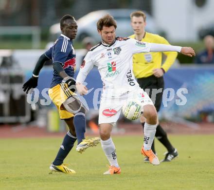 Fussball OEFB Cup. RZ Pellets WAC gegen FC Red Bull Salzburg. Nemanja Rnic,  (WAC), Sadio Mane (Salzburg). Wolfsberg, am 16.4.2014.
Foto: Kuess

---
pressefotos, pressefotografie, kuess, qs, qspictures, sport, bild, bilder, bilddatenbank