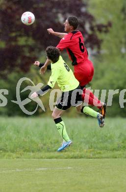 Fussball. 2. Klasse C. Krumpendorf gegen Weitensfeld. Stephan Mandl (Krumpendorf), Harald Stark (Weitensfeld). Krumpendorf, 20.4.2014.
Foto: Kuess
---
pressefotos, pressefotografie, kuess, qs, qspictures, sport, bild, bilder, bilddatenbank