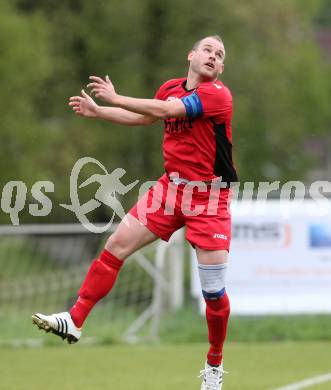 Fussball. 2. Klasse C. Krumpendorf gegen Weitensfeld.  Daniel Leitgeb  (Weitensfeld). Krumpendorf, 20.4.2014.
Foto: Kuess
---
pressefotos, pressefotografie, kuess, qs, qspictures, sport, bild, bilder, bilddatenbank