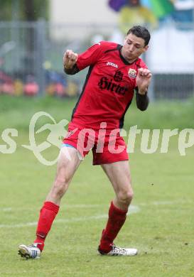 Fussball. 2. Klasse C. Krumpendorf gegen Weitensfeld.  Christopher Stocklauser(Weitensfeld). Krumpendorf, 20.4.2014.
Foto: Kuess
---
pressefotos, pressefotografie, kuess, qs, qspictures, sport, bild, bilder, bilddatenbank