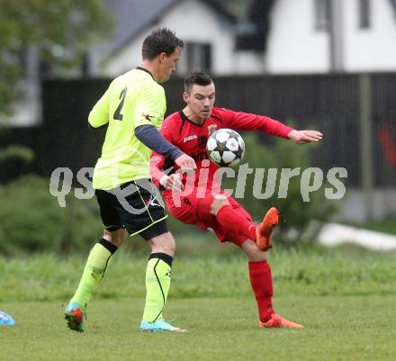 Fussball. 2. Klasse C. Krumpendorf gegen Weitensfeld. Roland Hochsteiner (Krumpendorf), Jasmin Serdarevic (Weitensfeld). Krumpendorf, 20.4.2014.
Foto: Kuess
---
pressefotos, pressefotografie, kuess, qs, qspictures, sport, bild, bilder, bilddatenbank