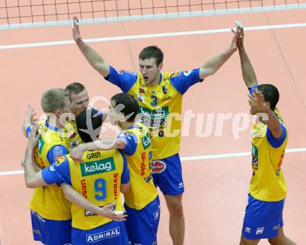 Volleyball Bundesliga. AVL Finalspiel. SK Aich/Dob gegen Hypo Tirol. Jubel (Aich). Bleiburg, 19.4.2014.
Foto: Kuess 
---
pressefotos, pressefotografie, kuess, qs, qspictures, sport, bild, bilder, bilddatenbank