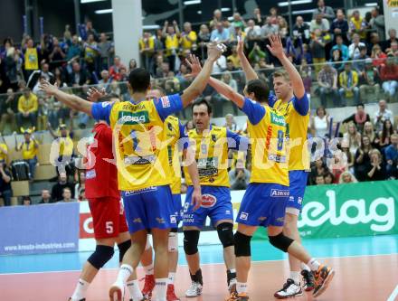 Volleyball Bundesliga. AVL Finalspiel. SK Aich/Dob gegen Hypo Tirol. Jubel (Aich). Bleiburg, 19.4.2014.
Foto: Kuess 
---
pressefotos, pressefotografie, kuess, qs, qspictures, sport, bild, bilder, bilddatenbank