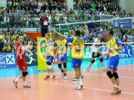 Volleyball Bundesliga. AVL Finalspiel. SK Aich/Dob gegen Hypo Tirol. Jubel (Aich). Bleiburg, 19.4.2014.
Foto: Kuess 
---
pressefotos, pressefotografie, kuess, qs, qspictures, sport, bild, bilder, bilddatenbank