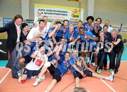 Volleyball Bundesliga. AVL Finalspiel. SK Aich/Dob gegen Hypo Tirol. Jubel Tirol. Bleiburg, 26.4.2014.
Foto: Kuess 
---
pressefotos, pressefotografie, kuess, qs, qspictures, sport, bild, bilder, bilddatenbank