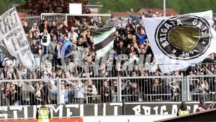 Fussball BUndesliga. RZ Pellets WAC gegen SK Puntigamer Sturm Graz. Fans  (Sturm). Wolfsberg, am 27.4.2014.
Foto: Kuess
---
pressefotos, pressefotografie, kuess, qs, qspictures, sport, bild, bilder, bilddatenbank