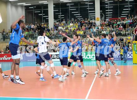 Volleyball Bundesliga. AVL Finalspiel. SK Aich/Dob gegen Hypo Tirol. Jubel Tirol. Bleiburg, 26.4.2014.
Foto: Kuess 
---
pressefotos, pressefotografie, kuess, qs, qspictures, sport, bild, bilder, bilddatenbank