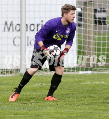 Fussball Unterliga Ost. DSG Sele Zell gegen Ludmannsdorf. Juergen Zedlacher (Ludmannsdorf). Zell, 1.5.2014.
Foto: Kuess
---
pressefotos, pressefotografie, kuess, qs, qspictures, sport, bild, bilder, bilddatenbank