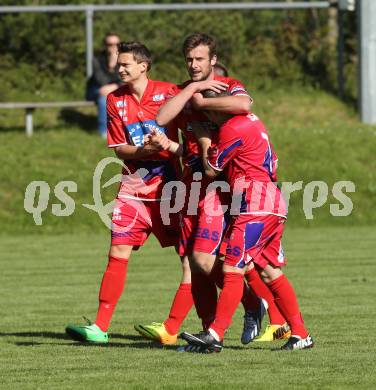 Fussball. Unterliga Ost. Ludmannsdorf gegen SG SAK Amateure 1b. Torjubel  Manfred Ogris, Daniel Fratschko, (SAK). Ludmannsdorf, 4.5.2014
Foto: Kuess
---
pressefotos, pressefotografie, kuess, qs, qspictures, sport, bild, bilder, bilddatenbank