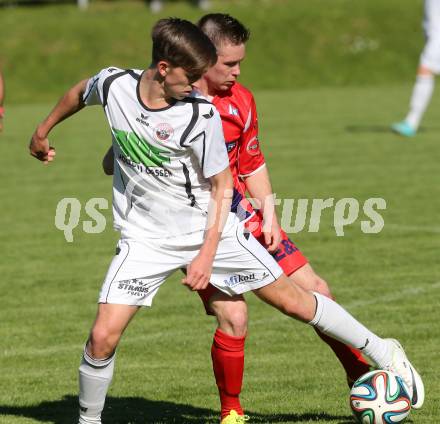 Fussball. Unterliga Ost. Ludmannsdorf gegen SG SAK Amateure 1b. Markus Partl (Ludmannsdorf), Joze Kumprej  (SAK). Ludmannsdorf, 4.5.2014
Foto: Kuess
---
pressefotos, pressefotografie, kuess, qs, qspictures, sport, bild, bilder, bilddatenbank