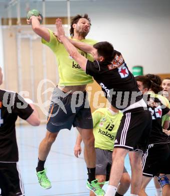 Handball Bundesliga. HC Kaernten gegen Fivers WAT Margareten. Branko Bedekovic (HCK), Stribor Stojanovic (Margareten). Viktring, am 4.5.2014.
Foto: Kuess
---
pressefotos, pressefotografie, kuess, qs, qspictures, sport, bild, bilder, bilddatenbank