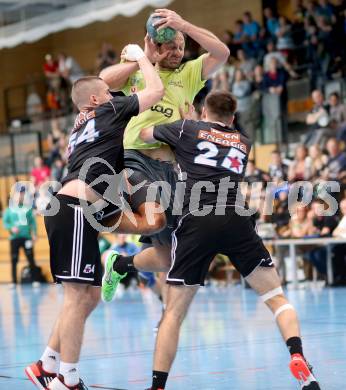 Handball Bundesliga. HC Kaernten gegen Fivers WAT Margareten. Branko Bedekovic, (HCK), Nikola Aljetic, Markus Bezucha  (Margareten). Viktring, am 4.5.2014.
Foto: Kuess
---
pressefotos, pressefotografie, kuess, qs, qspictures, sport, bild, bilder, bilddatenbank