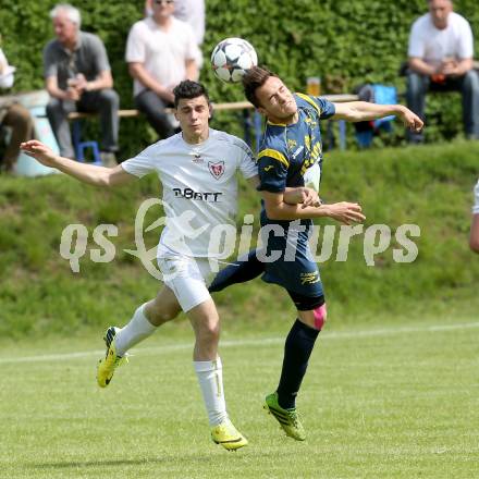 Fussball Kaerntner Liga. ATUS Ferlach gegen St. Veit/Glan. Lukas Jaklitsch, (Ferlach), Julian Artur Lessjak (St. Veit). Ferlach, 10.5.2014.
Foto: Kuess
---
pressefotos, pressefotografie, kuess, qs, qspictures, sport, bild, bilder, bilddatenbank