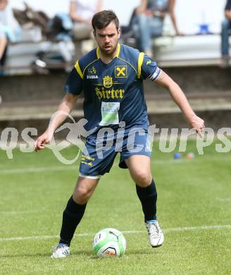 Fussball Kaerntner Liga. ATUS Ferlach gegen St. Veit/Glan. Manuel Riesser (St. Veit). Ferlach, 10.5.2014.
Foto: Kuess
---
pressefotos, pressefotografie, kuess, qs, qspictures, sport, bild, bilder, bilddatenbank