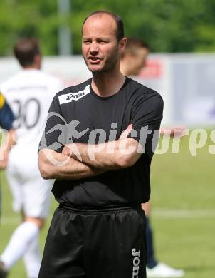 Fussball Kaerntner Liga. ATUS Ferlach gegen St. Veit/Glan. Trainer Mario Udo Wurzer (St. Veit). Ferlach, 10.5.2014.
Foto: Kuess
---
pressefotos, pressefotografie, kuess, qs, qspictures, sport, bild, bilder, bilddatenbank