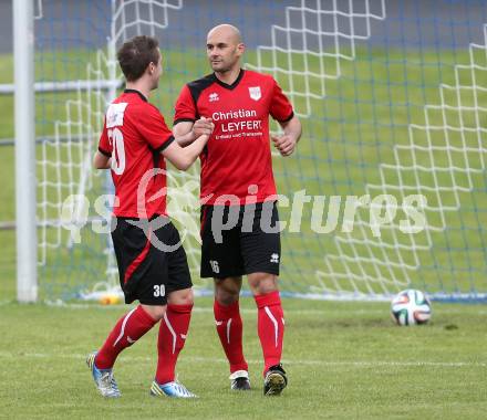 Fussball. Kaerntner Liga. Koettmannsdorf gegen Maria Saal. Torjubel Christof Reichmann, Senad Tiganj (Maria Saal). Koettmannsdorf, 11.5.2014.
Foto: Kuess
---
pressefotos, pressefotografie, kuess, qs, qspictures, sport, bild, bilder, bilddatenbank