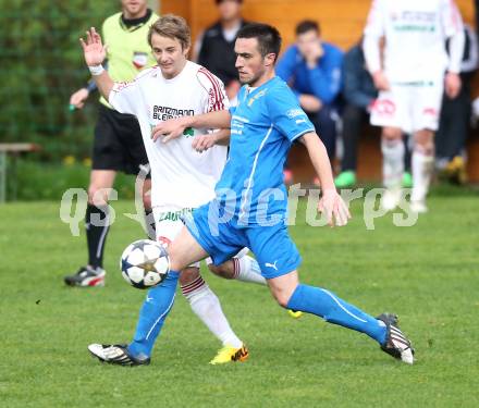 Fussball Unterliga Ost. DSG Sele Zell gege St. Michael/Bleiburg. Dragan Juric (Zell),  Manuel Krainz (St. Michael). Zell, am 11.5.2014.
Foto: Kuess
---
pressefotos, pressefotografie, kuess, qs, qspictures, sport, bild, bilder, bilddatenbank