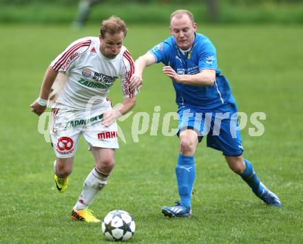 Fussball Unterliga Ost. DSG Sele Zell gege St. Michael/Bleiburg. Miran Kelih (Zell), Georg Woschitz (St. Michael). Zell, am 11.5.2014.
Foto: Kuess
---
pressefotos, pressefotografie, kuess, qs, qspictures, sport, bild, bilder, bilddatenbank