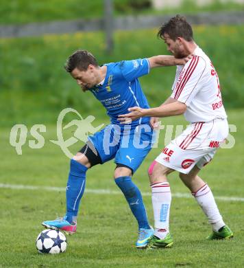 Fussball Unterliga Ost. DSG Sele Zell gege St. Michael/Bleiburg. Peter Klancar (Zell), Dominik Berchtold (St. Michael). Zell, am 11.5.2014.
Foto: Kuess
---
pressefotos, pressefotografie, kuess, qs, qspictures, sport, bild, bilder, bilddatenbank