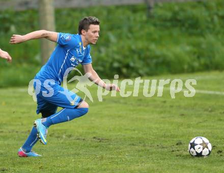 Fussball Unterliga Ost. DSG Sele Zell gege St. Michael/Bleiburg. Peter Klancar (Zell). Zell, am 11.5.2014.
Foto: Kuess
---
pressefotos, pressefotografie, kuess, qs, qspictures, sport, bild, bilder, bilddatenbank