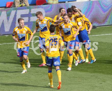 Fussball. OEFB Samsung Cup. Finale. Red Bull Salzburg gegen SKN St. Poelten. Torjubel St. Poelten. Klagenfurt, 18.6.2014.
Foto: Kuess
---
pressefotos, pressefotografie, kuess, qs, qspictures, sport, bild, bilder, bilddatenbank