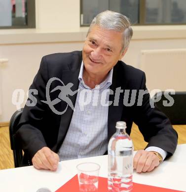 Fussball. BNZ. Bundesnachwuchszentrum. Pressekonferenz. Werner Lippitz. Klagenfurt, am 13.5.2014.
Foto: Kuess
---
pressefotos, pressefotografie, kuess, qs, qspictures, sport, bild, bilder, bilddatenbank