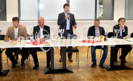 Fussball. BNZ. Bundesnachwuchszentrum. Pressekonferenz. Buergermeister Christian Scheider, Reinhard Tellian, Dietmar Riegler, Dietmar Kuehbauer, Christian Schmoelzer. Klagenfurt, am 13.5.2014.
Foto: Kuess
---
pressefotos, pressefotografie, kuess, qs, qspictures, sport, bild, bilder, bilddatenbank