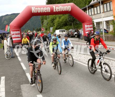 Ossiacher See autofrei. Ossiacher See am 18.5.2014.
Foto: Kuess
---
pressefotos, pressefotografie, kuess, qs, qspictures, sport, bild, bilder, bilddatenbank