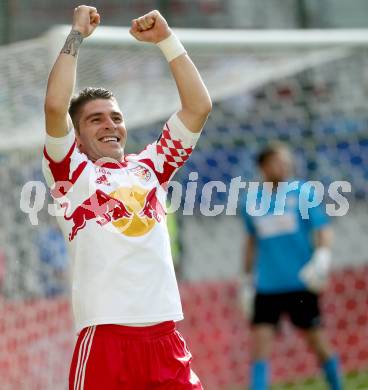 Fussball. OEFB Samsung Cup. Finale. Red Bull Salzburg gegen SKN St. Poelten. Torjubel Soriano Casas Jonatan (Salzburg). Klagenfurt, 18.6.2014.
Foto: Kuess
---
pressefotos, pressefotografie, kuess, qs, qspictures, sport, bild, bilder, bilddatenbank